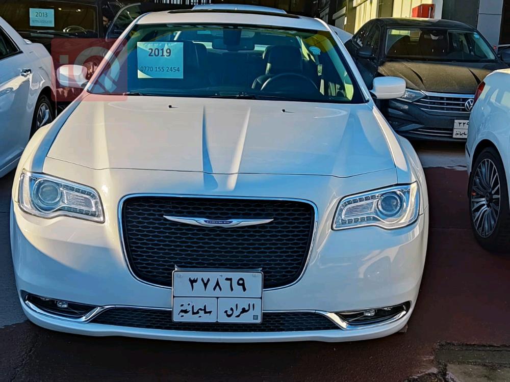 كرايسلر 300